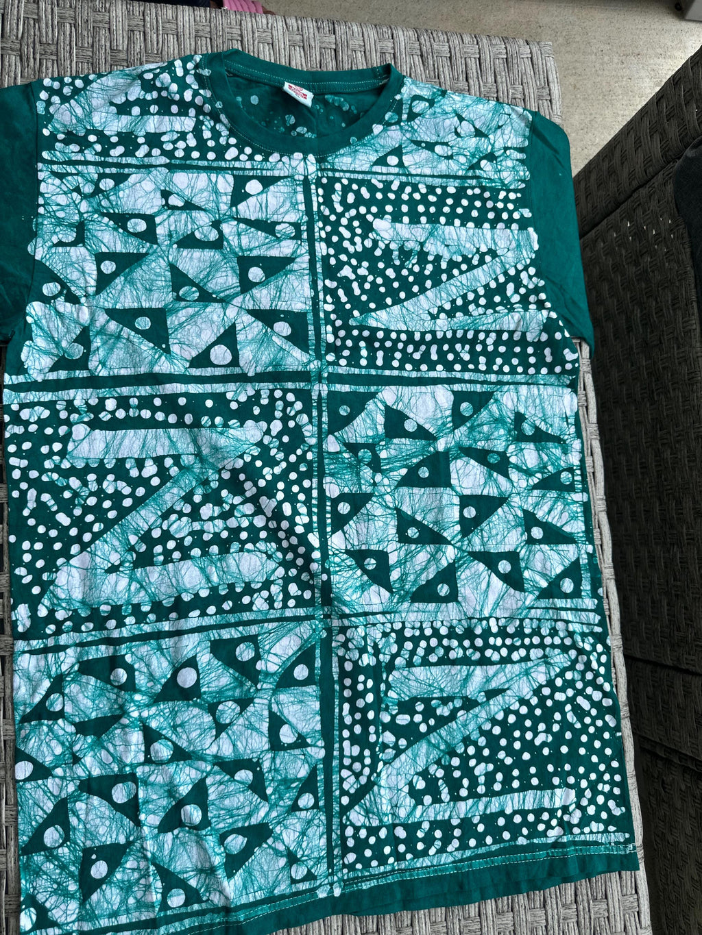 Adire Tie-Dye T-Shirt: Hand-Dyed African Print Unisex Tee